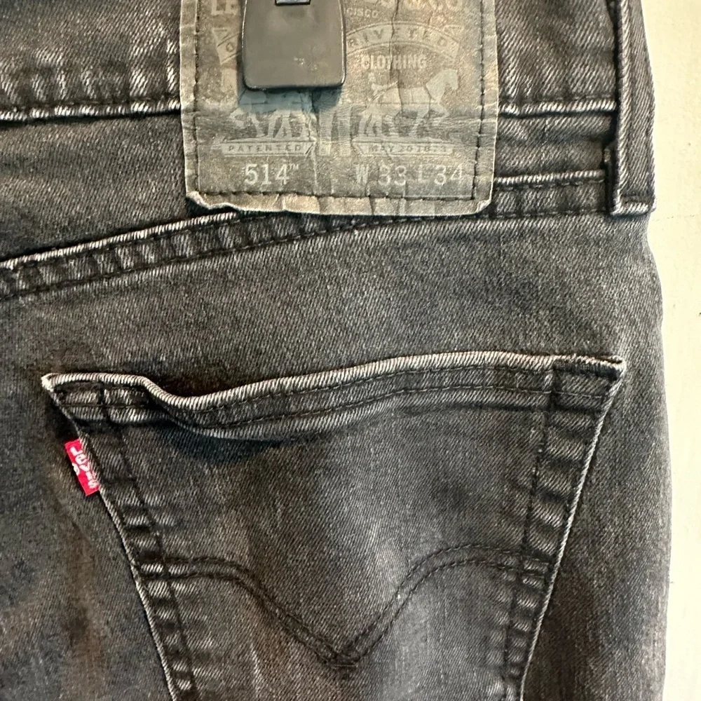 Levi's Men's Dark Gray Straight Jeans
